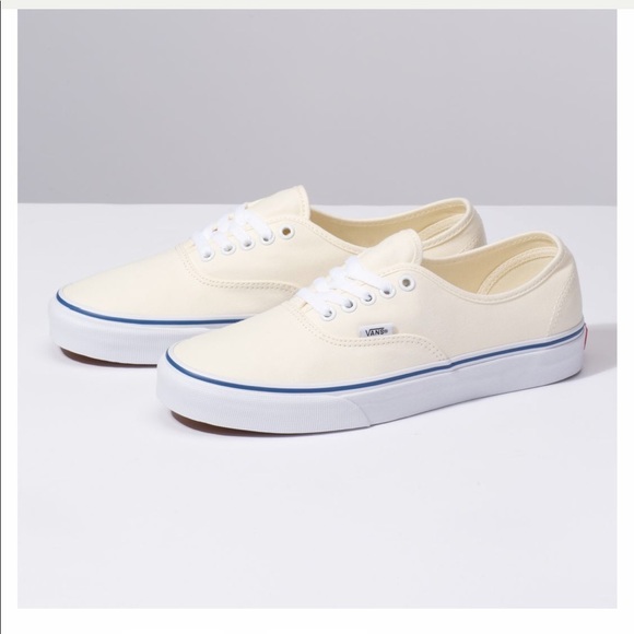 Vans Shoes - Vans Authentic women’s size 7, new in box